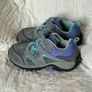 Merrell kids Trail Chaser Hiking sneaker size 9.5M toddler